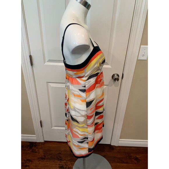 BCBG Max Azria Multicolor Geometric Patterned 100% Silk Shift Dress, Size 6 - Picture 4 of 7